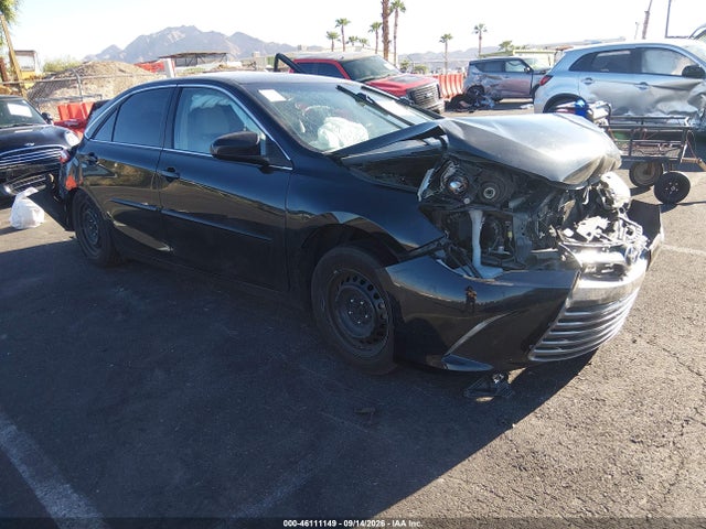 46111149 :رقم المزاد ، 4T1BF1FK7HU312886 vin ، 2017 Toyota Camry Le مزاد بيع