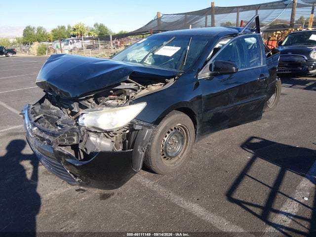 2017 Toyota Camry Le მანქანა იყიდება აუქციონზე, vin: 4T1BF1FK7HU312886, აუქციონის ნომერი: 46111149