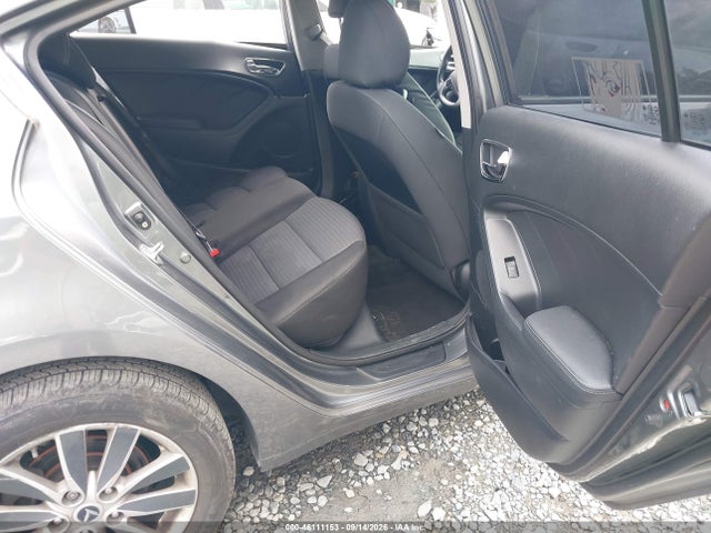 46111153 :رقم المزاد ، KNAFX4A62G5462828 vin ، 2016 Kia Forte Lx مزاد بيع