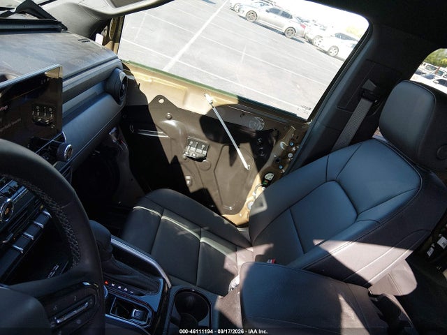 46111194 :رقم المزاد ، 1GCPTEEKXS1175592 vin ، 2025 Chevrolet Colorado 4wd Trail Boss مزاد بيع