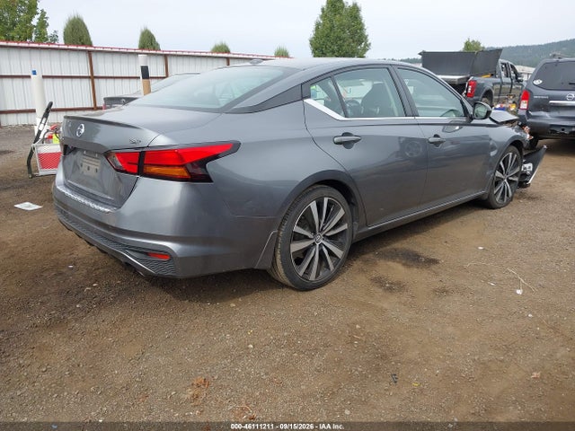 1N4BL4CV3NN313445 Nissan Altima Sr Fwd