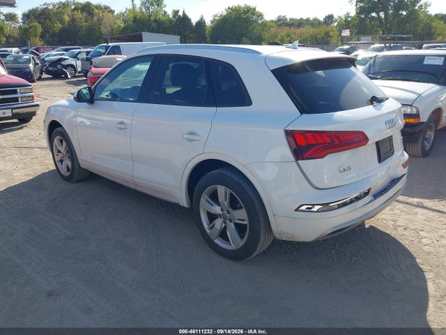 2018 Audi Q5 2.0t Premium/2.0t Tech Premium მანქანა იყიდება აუქციონზე, vin: WA1ANAFY4J2233615, აუქციონის ნომერი: 46111232
