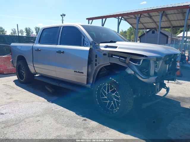 46111233 :رقم المزاد ، 1C6SRFFT2MN555731 vin ، 2021 Ram 1500 Big Horn  4x4 5'7 Box مزاد بيع