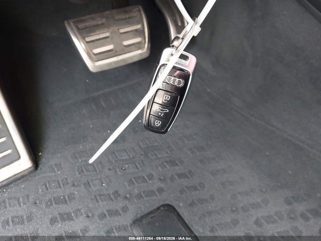 46111264 :رقم المزاد ، WA1VWBF7XSD020072 vin ، 2025 Audi Sq7 Prestige Tfsi Quattro Tiptronic مزاد بيع