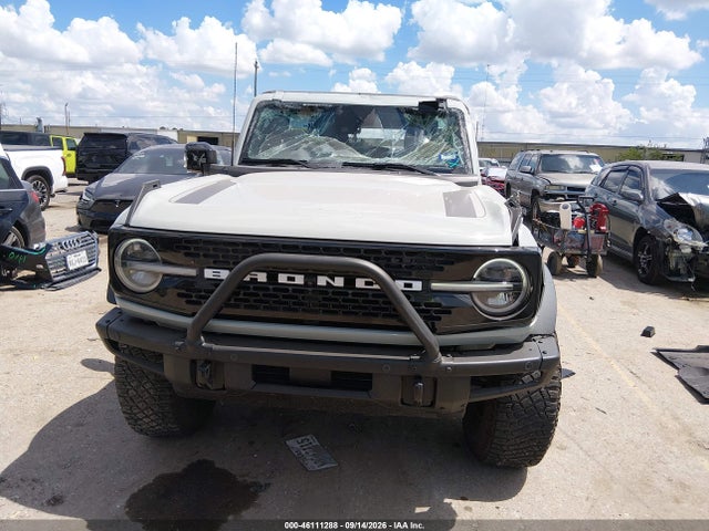 2021 Ford Bronco First Edition მანქანა იყიდება აუქციონზე, vin: 1FMEE5EP9MLA41351, აუქციონის ნომერი: 46111288