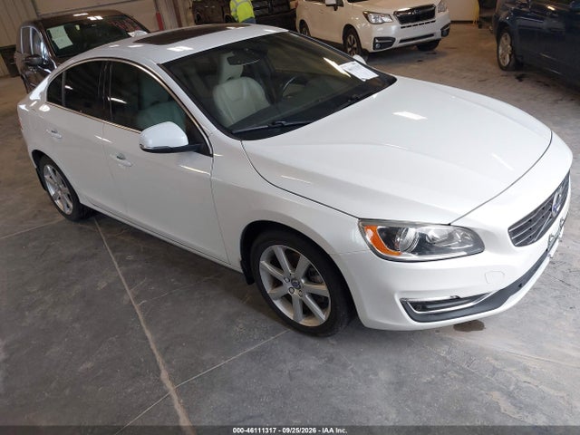 46111317 :رقم المزاد ، YV126MFK1G2406014 vin ، 2016 Volvo S60 T5 Drive-e Premier مزاد بيع