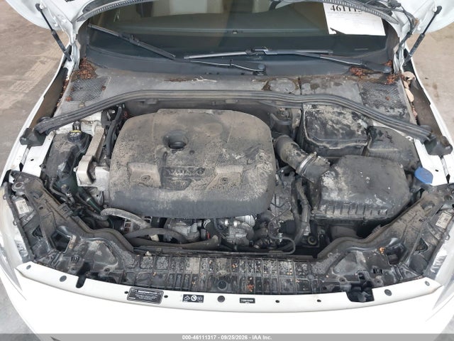 46111317 :رقم المزاد ، YV126MFK1G2406014 vin ، 2016 Volvo S60 T5 Drive-e Premier مزاد بيع