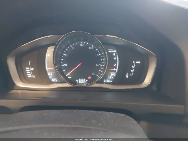 46111317 :رقم المزاد ، YV126MFK1G2406014 vin ، 2016 Volvo S60 T5 Drive-e Premier مزاد بيع