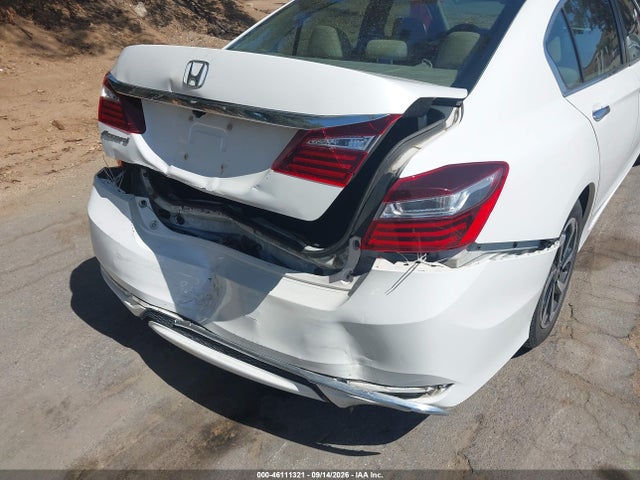 Aukcja sprzedaży 2017 Honda Accord Ex-l, vin: 1HGCR2F85HA005875, numer aukcji: 46111321