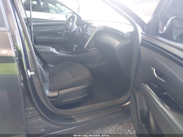 46111342 :رقم المزاد ، 5NMJFCAE4NH103010 vin ، 2022 Hyundai Tucson Sel مزاد بيع