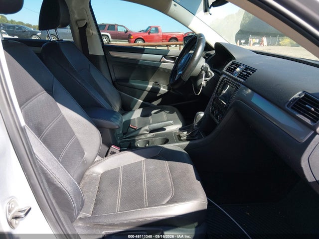2014 Volkswagen Passat 1.8t Wolfsburg Edition მანქანა იყიდება აუქციონზე, vin: 1VWAS7A36EC041798, აუქციონის ნომერი: 46111348