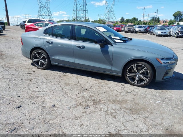 Продажа на аукционе авто 2024 Volvo S60 B5 Ultimate Dark Theme, vin: 7JRL12TM5RG314768, номер лота: 46111418