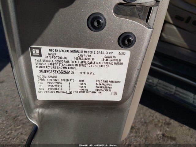 46111451 :رقم المزاد ، 3GNEC16ZX3G266108 vin ، 2003 Chevrolet Suburban 1500 Lt مزاد بيع