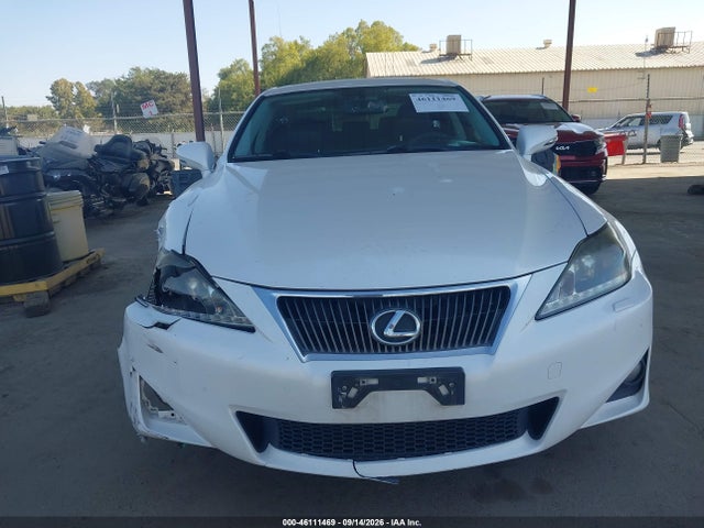 46111469 :رقم المزاد ، JTHBE5C29B5026380 vin ، 2011 Lexus Is 350 مزاد بيع