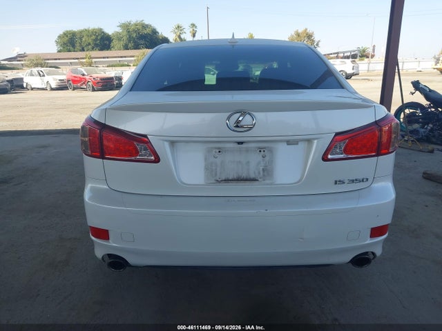46111469 :رقم المزاد ، JTHBE5C29B5026380 vin ، 2011 Lexus Is 350 مزاد بيع