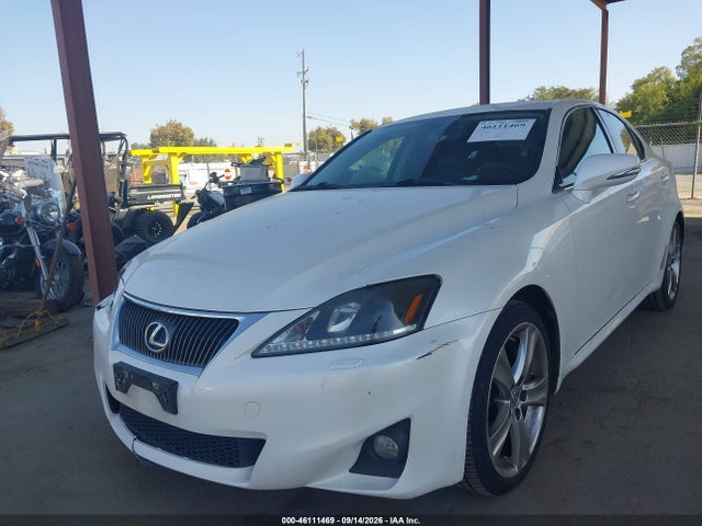 46111469 :رقم المزاد ، JTHBE5C29B5026380 vin ، 2011 Lexus Is 350 مزاد بيع