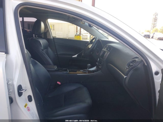 46111469 :رقم المزاد ، JTHBE5C29B5026380 vin ، 2011 Lexus Is 350 مزاد بيع