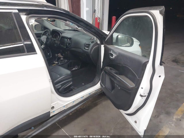 Jeep Compass Limited 4x4 2018 3C4NJDCB6JT355394 Image 5