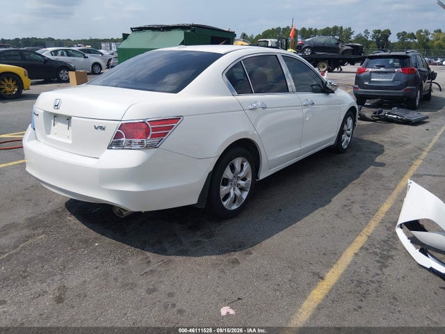 46111528 :رقم المزاد ، 1HGCP3F81AA031682 vin ، 2010 Honda Accord 3.5 Ex-l مزاد بيع
