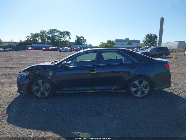 4T1BF1FK2EU818296 Toyota Camry Se Sport