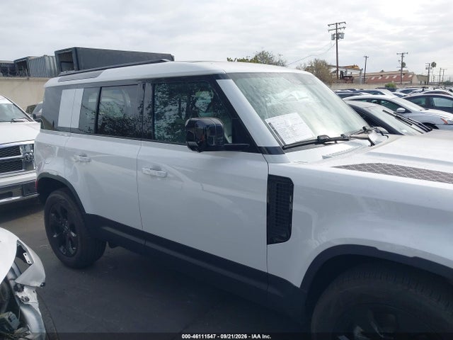 46111547 :رقم المزاد ، SALEJ7EX4S2356694 vin ، 2025 Land Rover Defender 110 P300 مزاد بيع