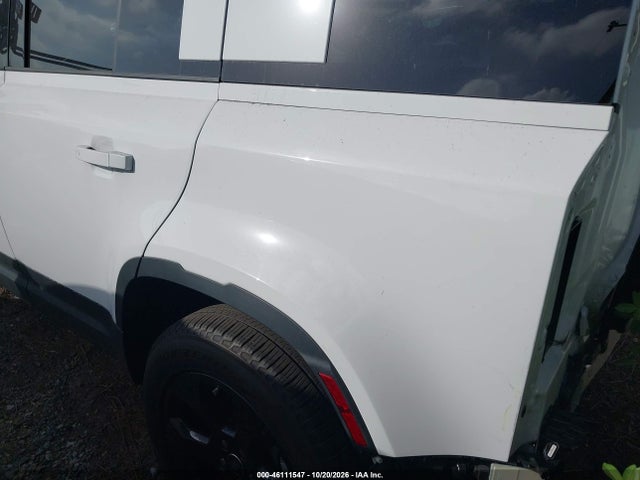 46111547 :رقم المزاد ، SALEJ7EX4S2356694 vin ، 2025 Land Rover Defender 110 P300 مزاد بيع