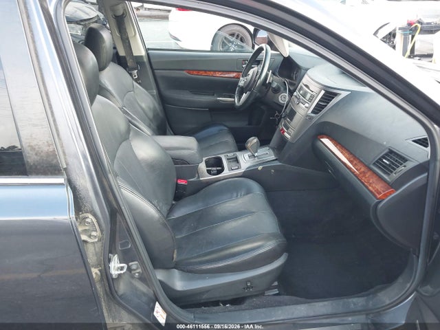 46111556 :رقم المزاد ، 4S4BRBKC2A3369052 vin ، 2010 Subaru Outback 2.5i Limited مزاد بيع
