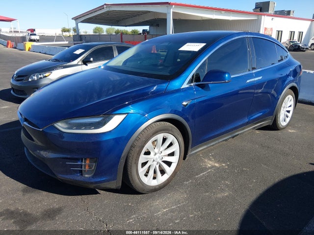 Tesla Model X 100d/75d/90d 2017 5YJXCDE25HF069108 Image 2