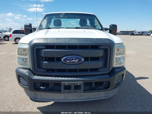 46111571 :رقم المزاد ، 1FTRF3B69FED59626 vin ، 2015 Ford F-350 Xl مزاد بيع
