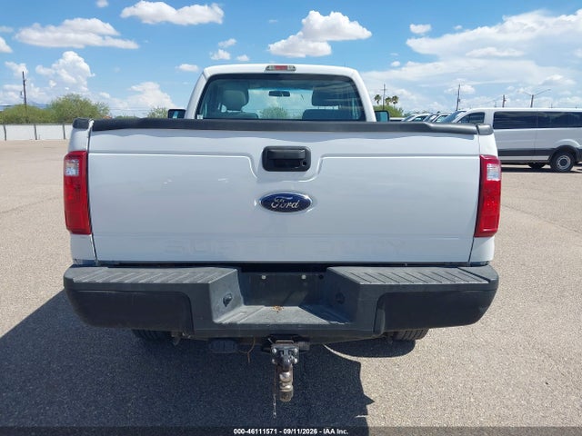 46111571 :رقم المزاد ، 1FTRF3B69FED59626 vin ، 2015 Ford F-350 Xl مزاد بيع