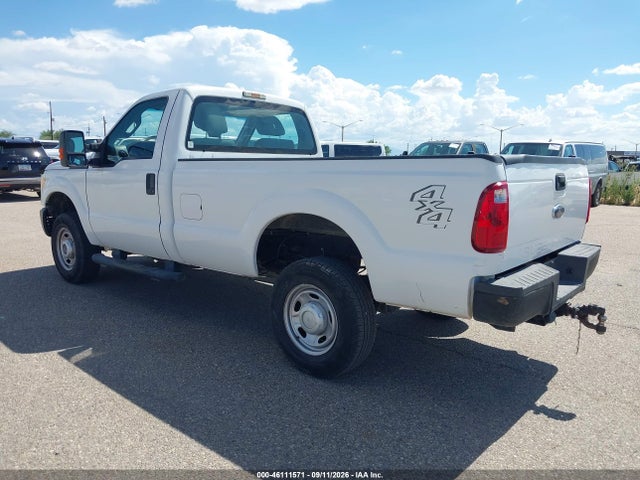 46111571 :رقم المزاد ، 1FTRF3B69FED59626 vin ، 2015 Ford F-350 Xl مزاد بيع