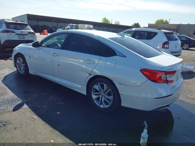Honda ACCORD LX 2018 1HGCV1F1XJA032536 Image 3