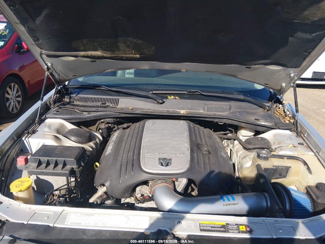46111596 :رقم المزاد ، 2D8GV58295H661548 vin ، 2005 Dodge Magnum Rt مزاد بيع