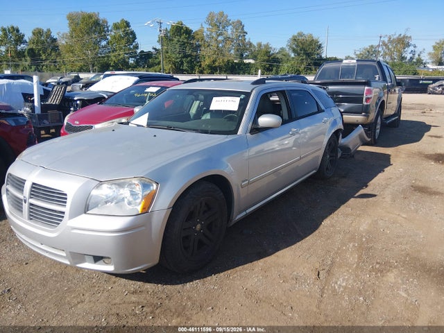 46111596 :رقم المزاد ، 2D8GV58295H661548 vin ، 2005 Dodge Magnum Rt مزاد بيع