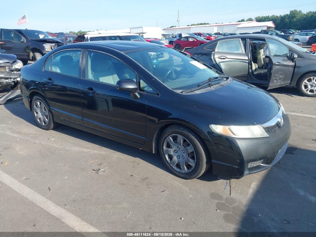 46111624 :رقم المزاد ، 2HGFA1F56AH325931 vin ، 2010 Honda Civic Lx مزاد بيع