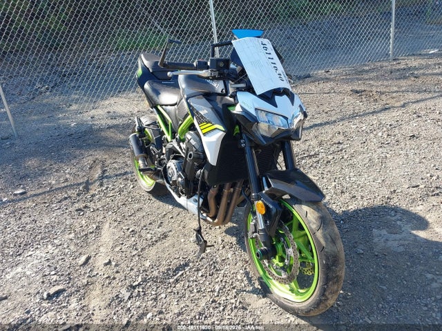 46111630 :رقم المزاد ، ML5ZRDF12MDA43917 vin ، 2021 Kawasaki Zr900 F مزاد بيع