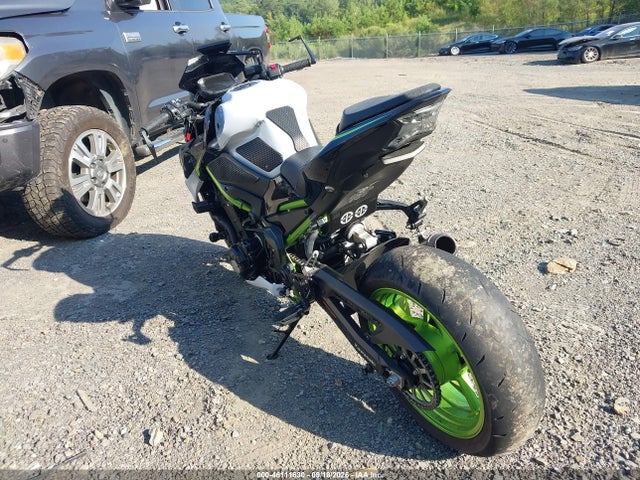 Aukcja sprzedaży 2021 Kawasaki Zr900 F, vin: ML5ZRDF12MDA43917, numer aukcji: 46111630