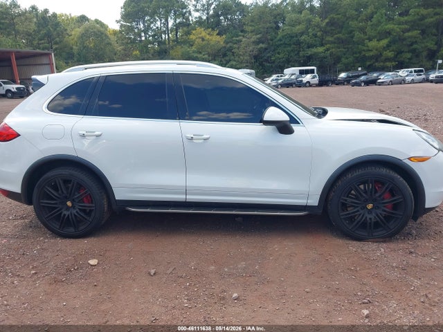 2012 Porsche Cayenne Turbo მანქანა იყიდება აუქციონზე, vin: WP1AC2A26CLA83507, აუქციონის ნომერი: 46111638