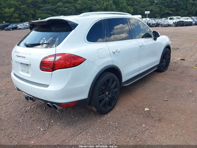 2012 Porsche Cayenne Turbo მანქანა იყიდება აუქციონზე, vin: WP1AC2A26CLA83507, აუქციონის ნომერი: 46111638