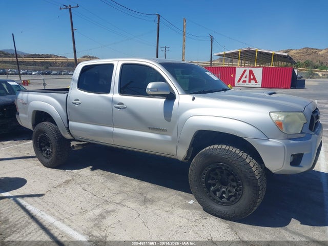 2013 Toyota Tacoma Prerunner V6 მანქანა იყიდება აუქციონზე, vin: 3TMJU4GN0DM151277, აუქციონის ნომერი: 46111661