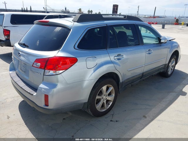 Subaru Outback 2.5i Limited 2014 4S4BRBMC3E3284661 Image 4