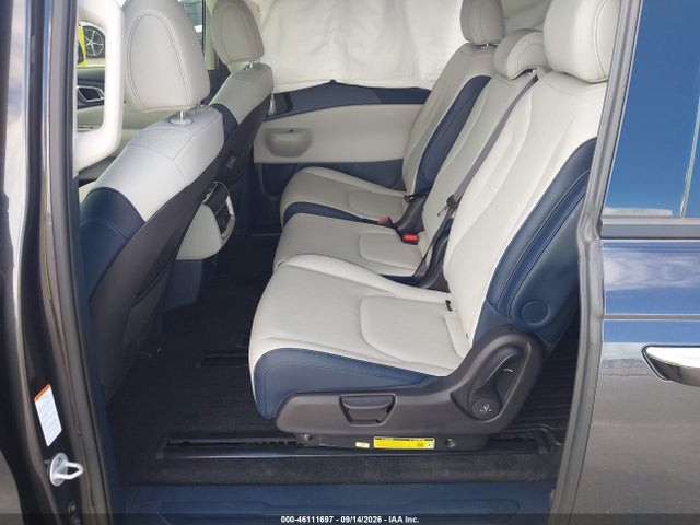 46111697 :رقم المزاد ، KNDNE5K31T6567797 vin ، 2026 Kia Carnival Mpv Sx مزاد بيع