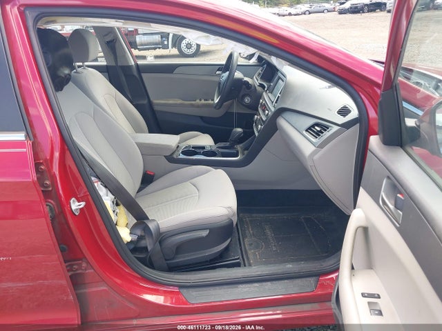 46111723 :رقم المزاد ، 5NPE24AF3KH798557 vin ، 2019 Hyundai Sonata Se مزاد بيع