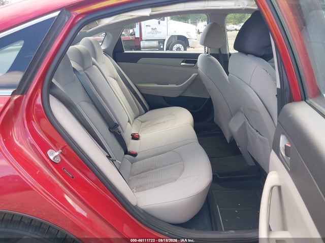 46111723 :رقم المزاد ، 5NPE24AF3KH798557 vin ، 2019 Hyundai Sonata Se مزاد بيع