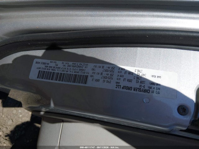 46111747 :رقم المزاد ، 2D4RN6DX0AR419902 vin ، 2010 Dodge Grand Caravan Crew مزاد بيع