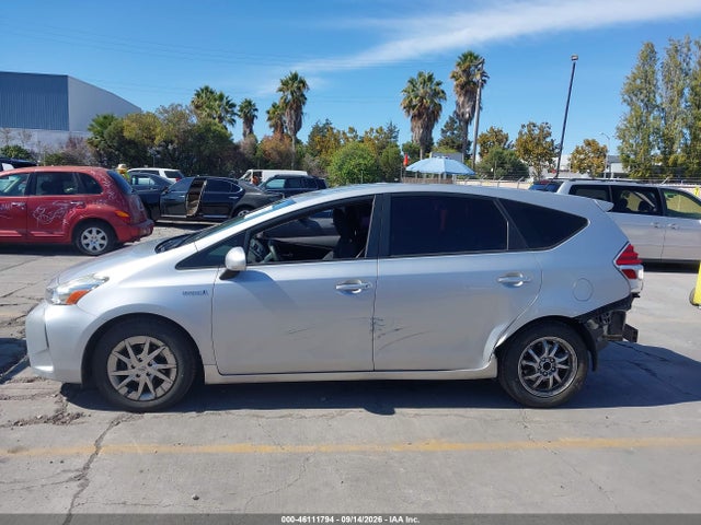 Aukcja sprzedaży 2015 Toyota Prius V Three, vin: JTDZN3EU8FJ017993, numer aukcji: 46111794