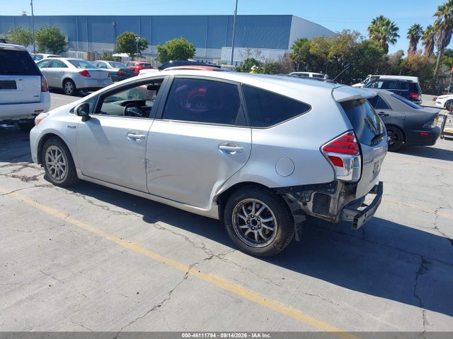 Aukcja sprzedaży 2015 Toyota Prius V Three, vin: JTDZN3EU8FJ017993, numer aukcji: 46111794