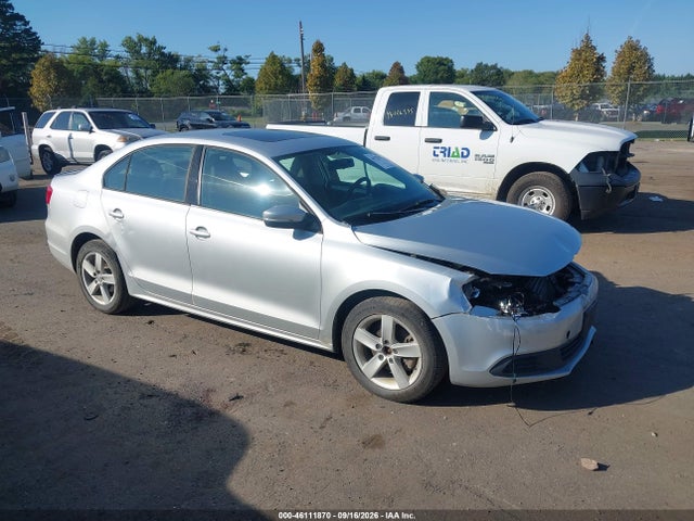 Продаж на аукціоні авто 2011 Volkswagen Jetta 2.0l Tdi, vin: 3VWLL7AJ4BM109885, номер лоту: 46111870