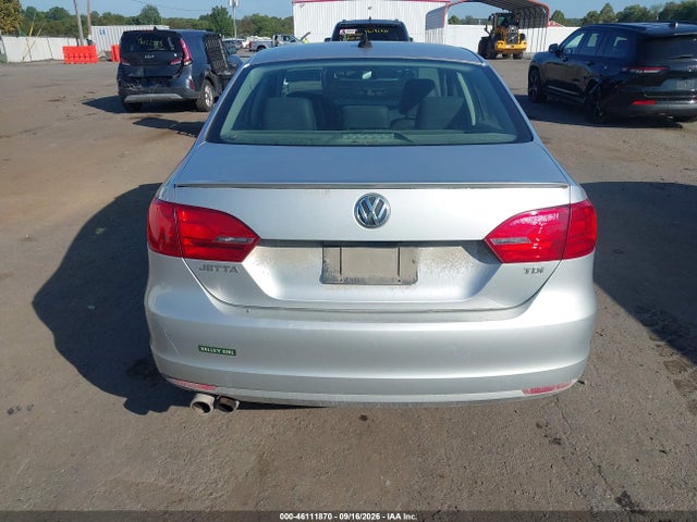 Продаж на аукціоні авто 2011 Volkswagen Jetta 2.0l Tdi, vin: 3VWLL7AJ4BM109885, номер лоту: 46111870