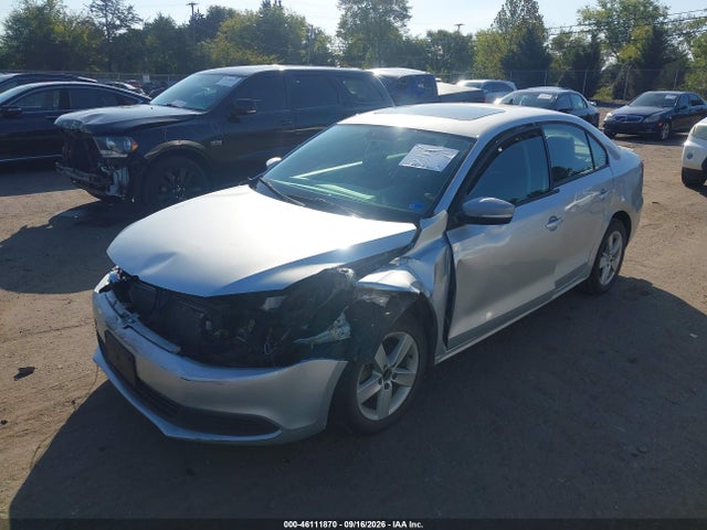 Продаж на аукціоні авто 2011 Volkswagen Jetta 2.0l Tdi, vin: 3VWLL7AJ4BM109885, номер лоту: 46111870